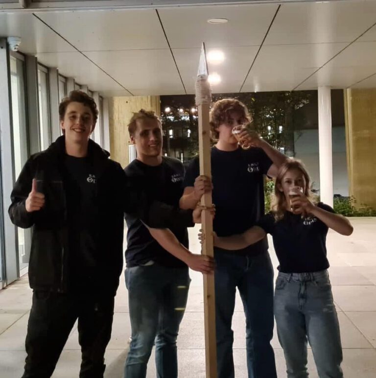 From left to right: Sicco Oortwijn, Jochem Broekhuis, Tijmen Tolboom, Merel van den Bosch